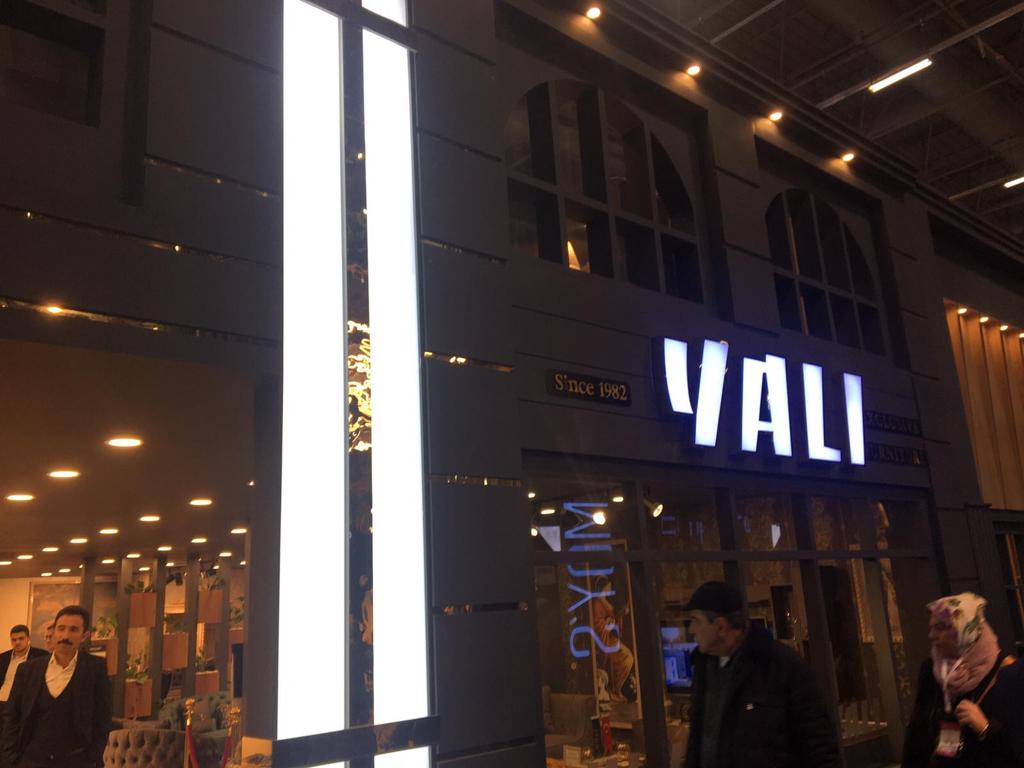 YALI - MAXİMO